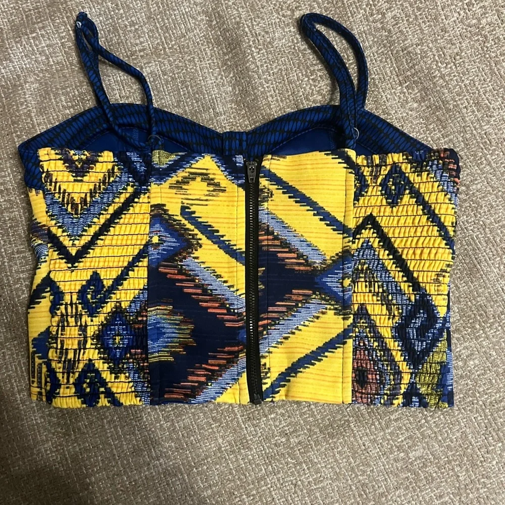 Aztec crop - Picture 2 of 2